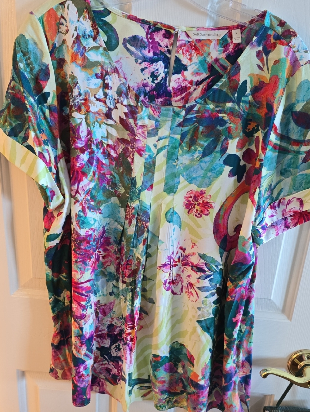 Soft Surroundings Multicolor Floral Scoop-Neck Women's Top